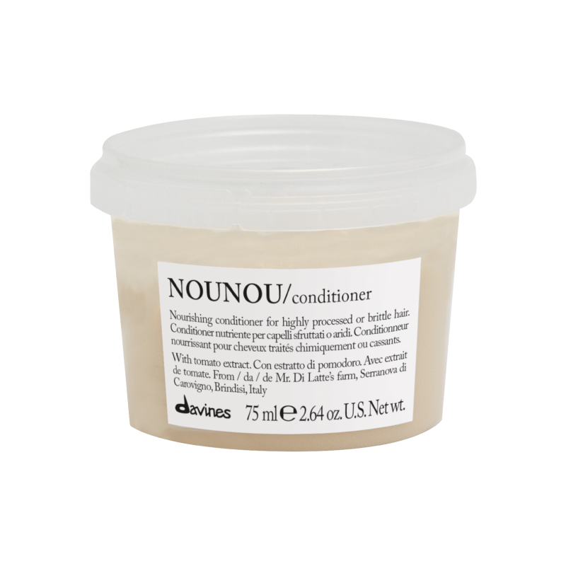 Nounou, el acondicionador ideal para nutrir y reparar. Con proteína de tomate fiaschetto, dejo tu pelo desenredado, suave y brillante. Úsalo sin importar tu textura. ¿CÓMO USARLO?: Aplica en pelo húmedo después de lavar con Nounou shampoo y mascarilla. Extiende 1 cm desde las raíces o de medios a puntas, desenreda y enjuaga al 100%.