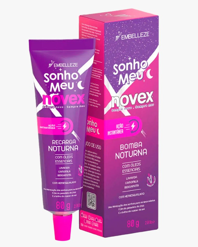 Soy la Recarga Nocturna, el tratamiento perfecto para darle a tu cabello el descanso que necesita. Durante la noche, trabajo para brindarte un pelo divino y libre de frizz al despertar. ¿Cómo me aplicas? Antes de dormir, extiéndeme mechón por mechón, cubre tu cabello con un gorro y déjame actuar durante toda la noche. A la mañana siguiente, continúa con tu rutina de lavado habitual. Conmigo, tu pelo recibirá el cuidado nocturno que tanto deseas.
