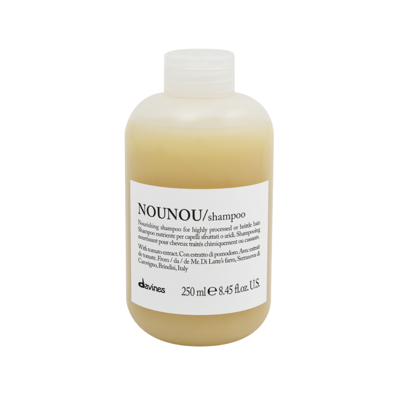Soy Nounou, no me abandones. Soy el shampoo ideal para nutrir y reparar, gracias a la proteína del tomate fiaschetto. Dejo tu cabello suave y brillante. Úsame sin importar la textura de tu cabello y disfruta de sus beneficios. Confía en mí para revitalizar y embellecer tu melena. No te arrepentirás de darme una oportunidad.