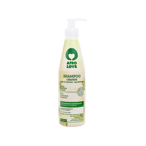 El Shampoo Sulfate Free es mi nombre y amo la menta, el eucalipto y el romero. No solo por su aroma, sino también por sus beneficios. Limpio y refresco profundamente, perfecto para cueros cabelludos grasos. Si tienes cabello crespo, no me apliques a diario, ya que puedo resecar tu cuero cabelludo y hebra capilar. Te recomiendo alternarme con tu shampoo habitual para obtener mejores resultados.